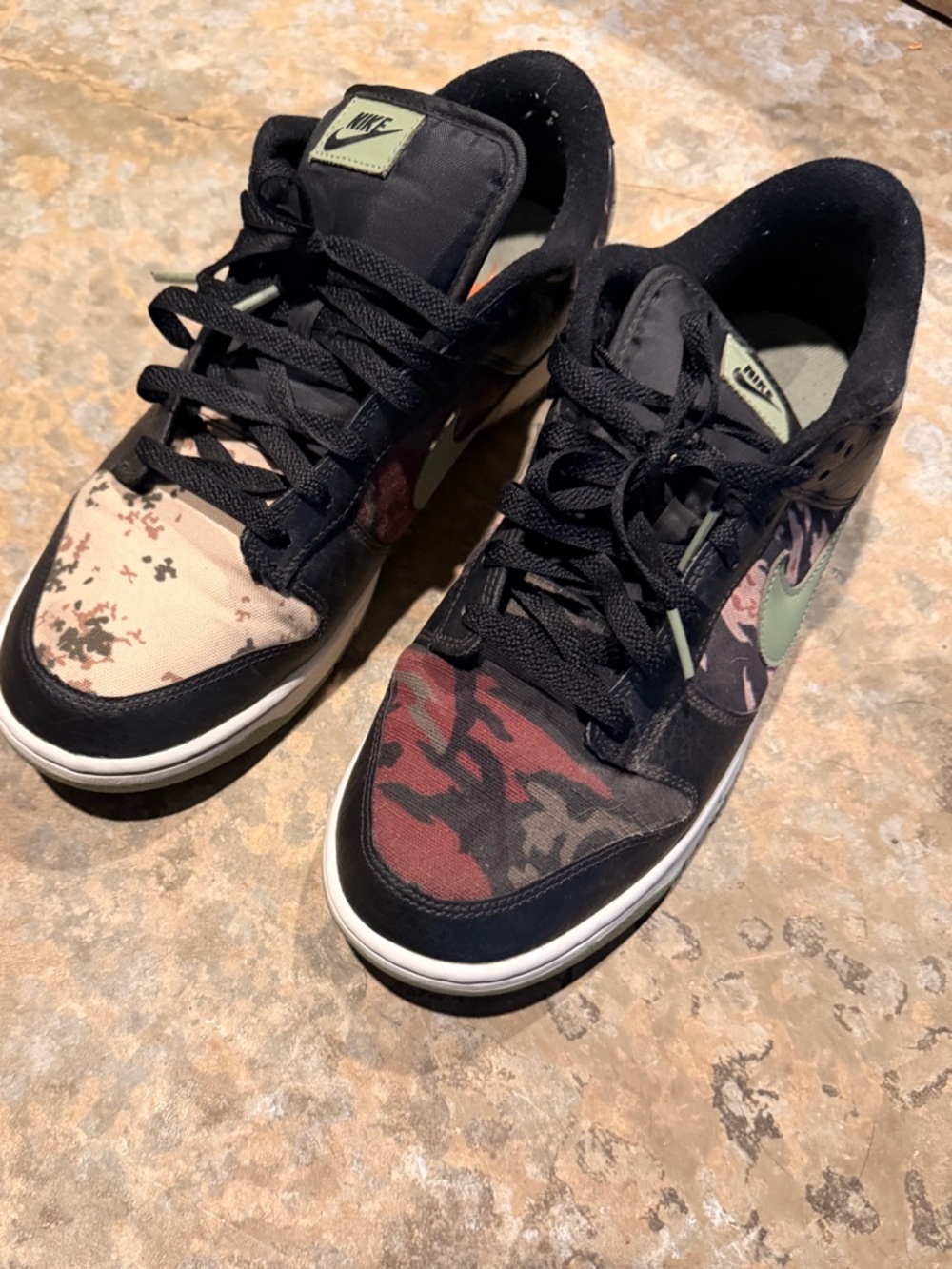 Nike Men's Dunk Low Camouflage Athletic Shoes - Black, Red, Tan, Green